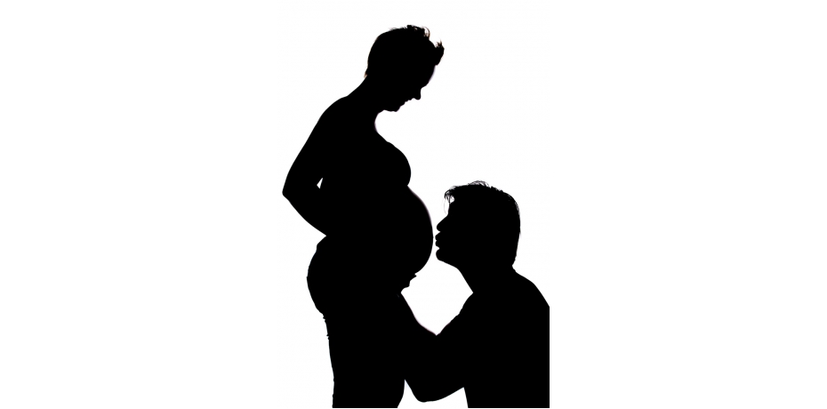 zwangerschapsfoto-Soest-silhouet